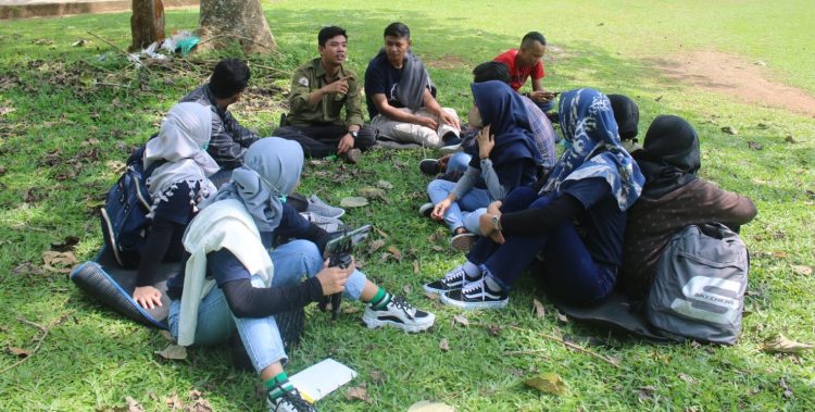 Praktik AM LPM Patriotik di Candi Muarojambi