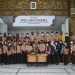 Saat selesai pelantikan pengurus pramuka periode 2020-2021 foto bersama dengan tamu undangan. (Patriotik/Dahnil)