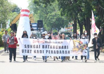 Gestur Tuntut Pemerintah Untuk Mengembalikan Fungsi Sungai Batanghari