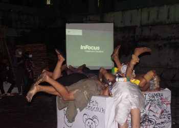 Aliansi FSMJ Rayakan Malam Tahun Baru Dengan Berbagai Pementasan