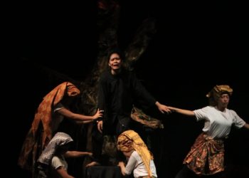 UKM Seni dan Budaya Aek Ngalir Menggelar Aksi Melalui Teater