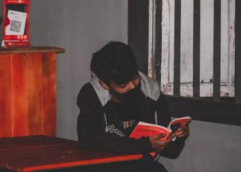 Katanya Ini Sebuah Perjalanan, Tapi Aku Rasa Tidak