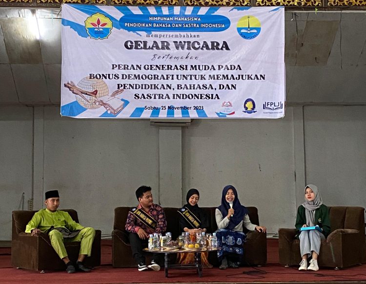 Gelar Wicara, Hima PBSI Tegaskan Peran Pemuda Pada Bonus Demografi Dalam Memajukan Bahasa Indonesia